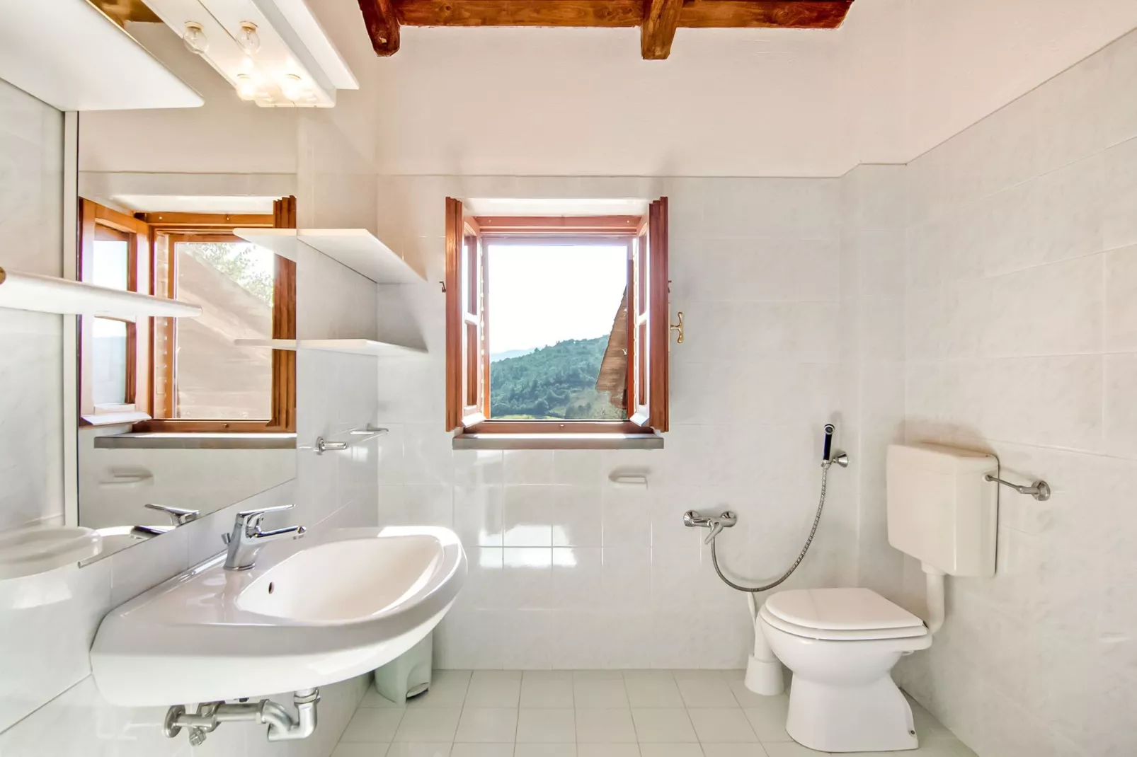 Vista-Bathroom
