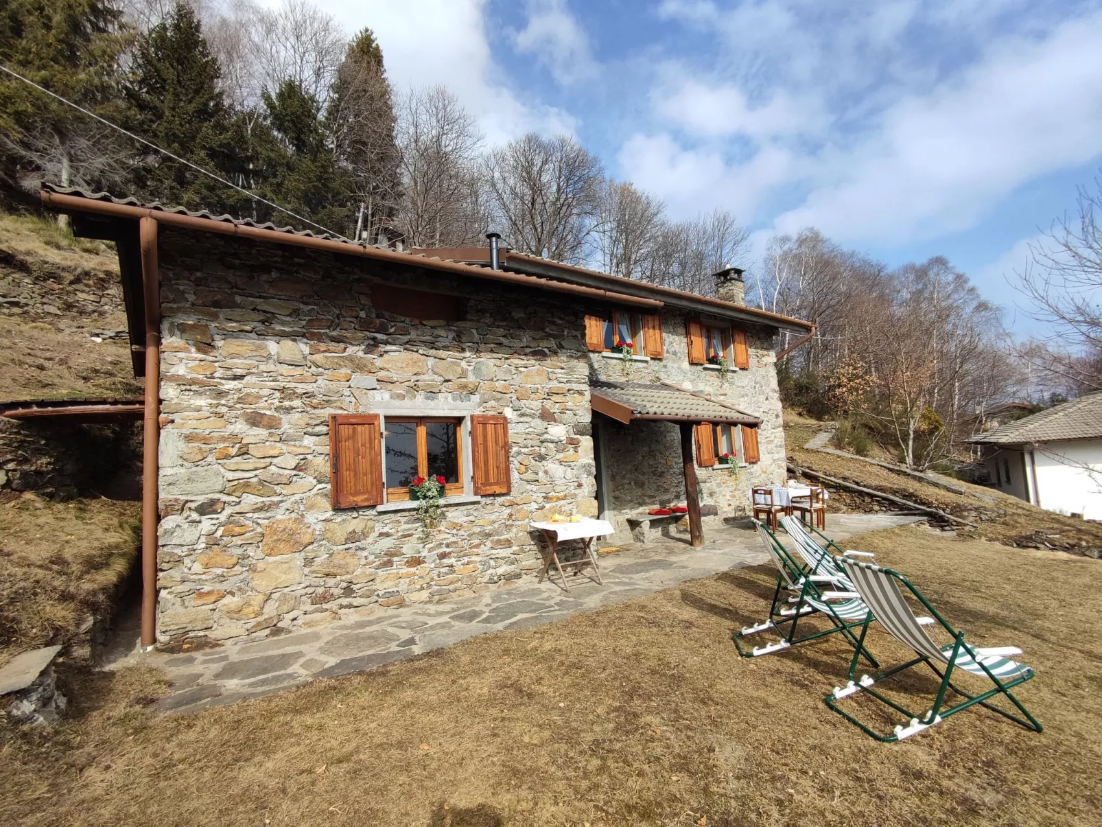Munt del Nana-Outside