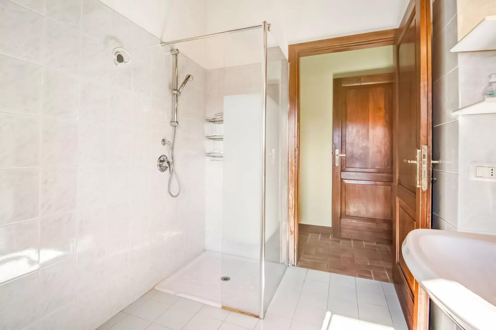 Vista-Bathroom