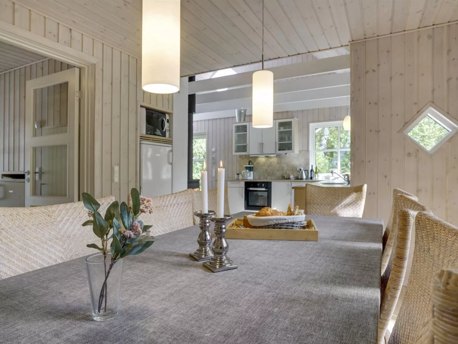 "Henni" - 2.5km from the sea-Inside