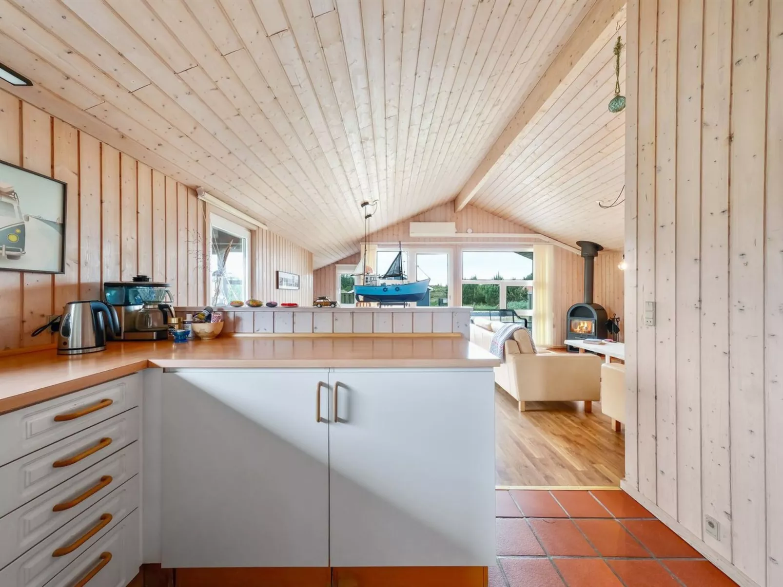 "Suleika" - 900m from the sea-Inside