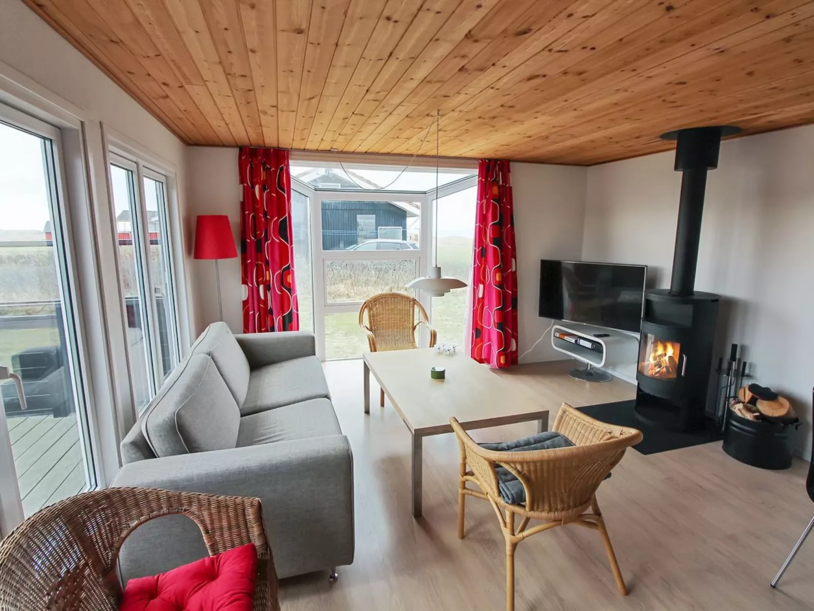 "Smilla" - 50m from the sea-Inside