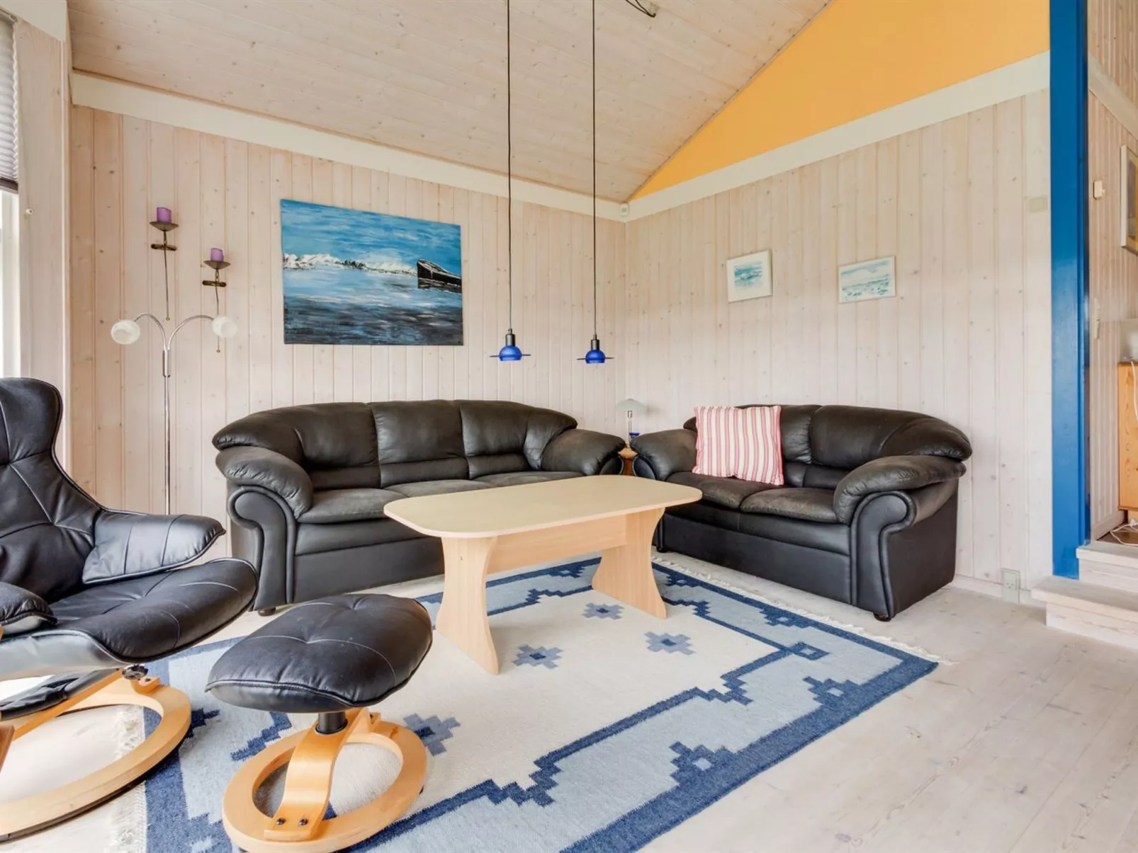 "Thorin" - 100m from the sea-Inside