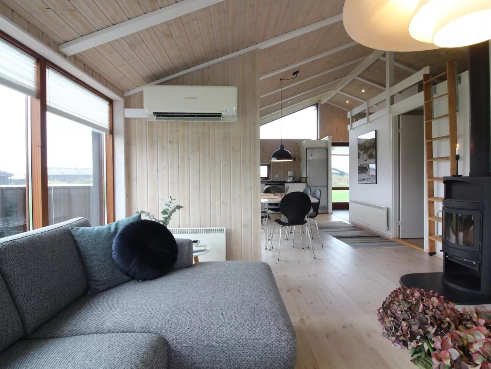 "Marrit" - 600m from the sea-Inside