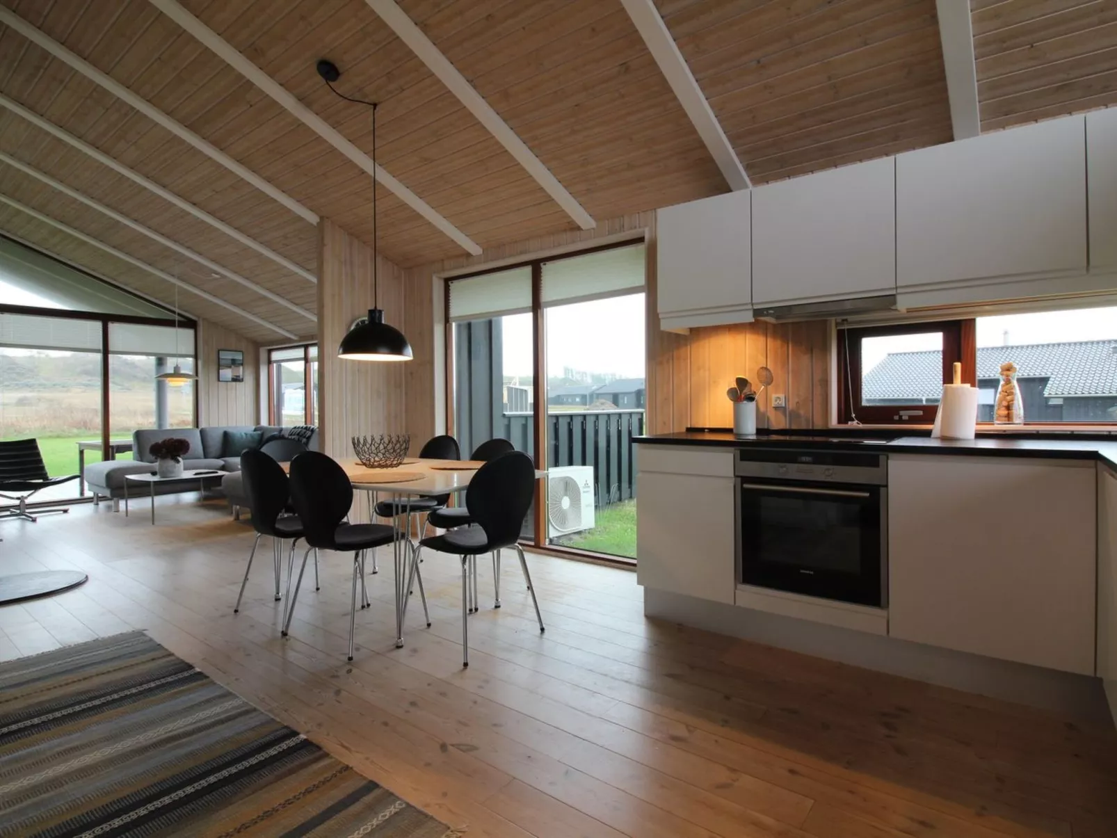 "Marrit" - 600m from the sea-Inside