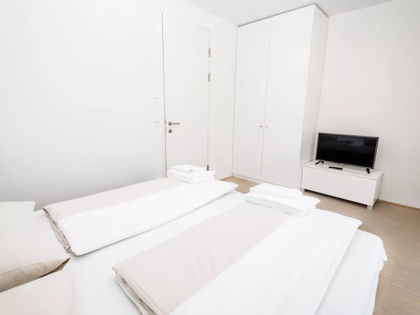 Mit 2 Schlafzimmern & Privater Sauna-Inside