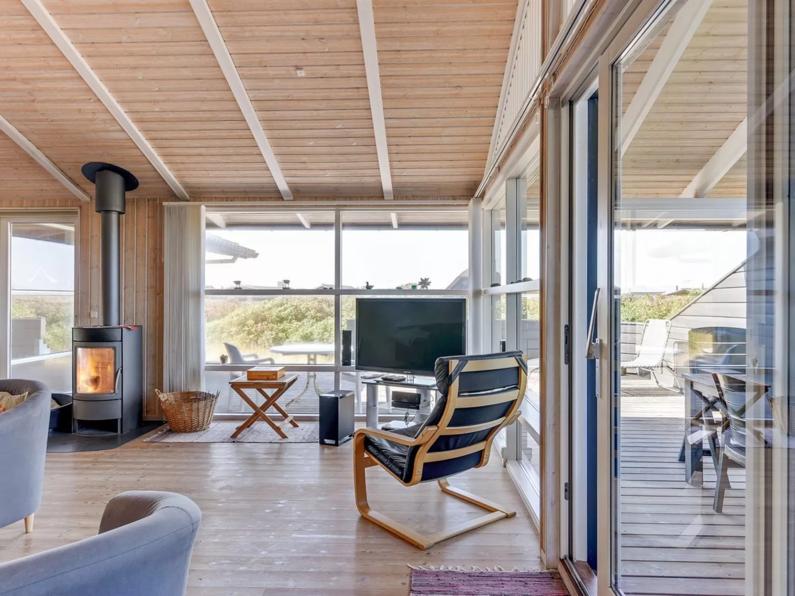 "Rink" - 150m from the sea-Inside