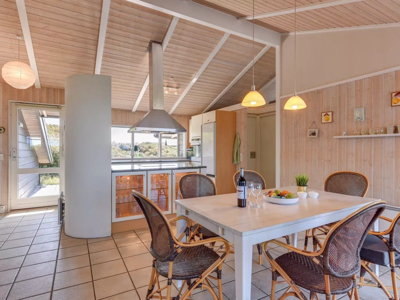 "Rink" - 150m from the sea-Inside