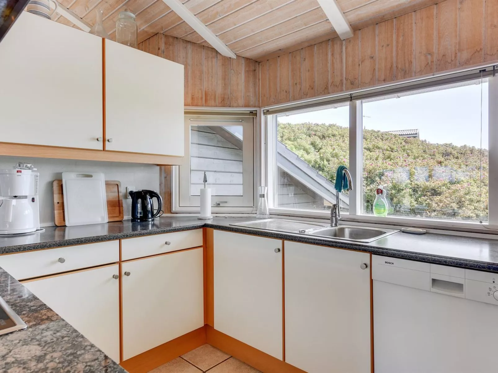 "Rink" - 150m from the sea-Inside