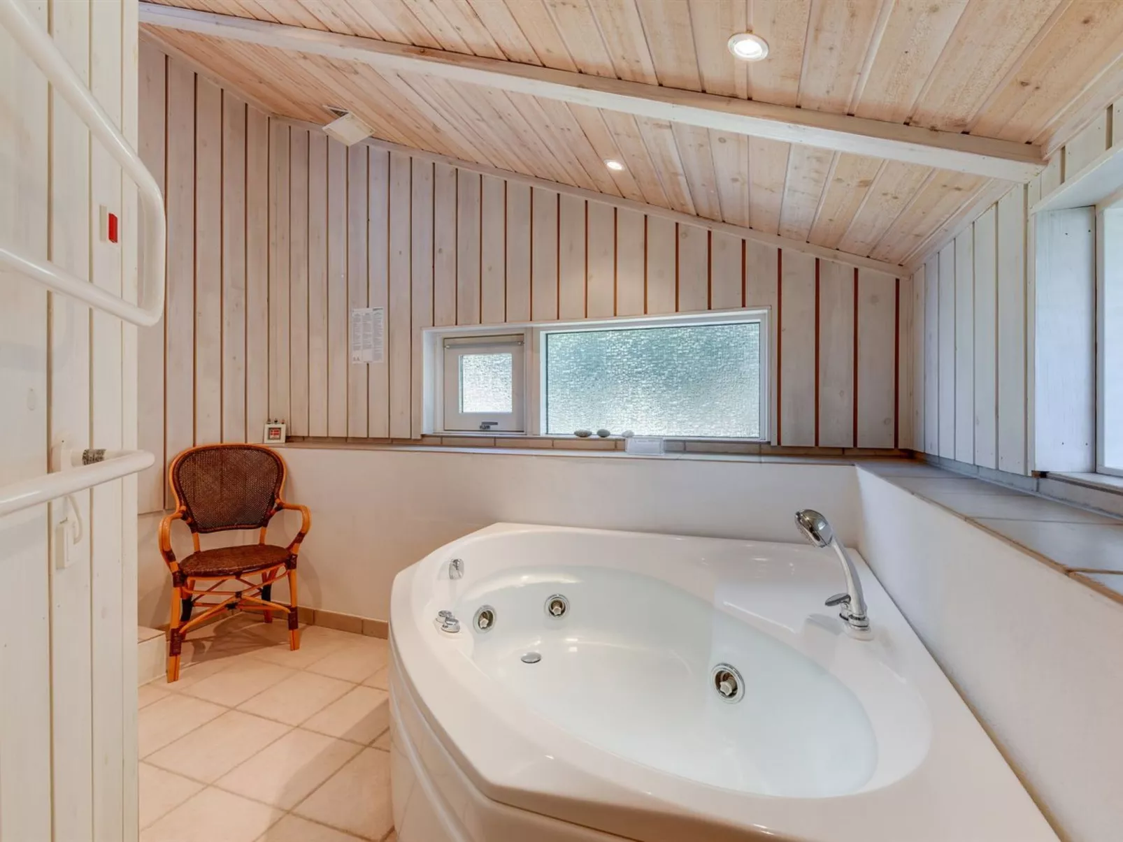 "Rink" - 150m from the sea-Inside