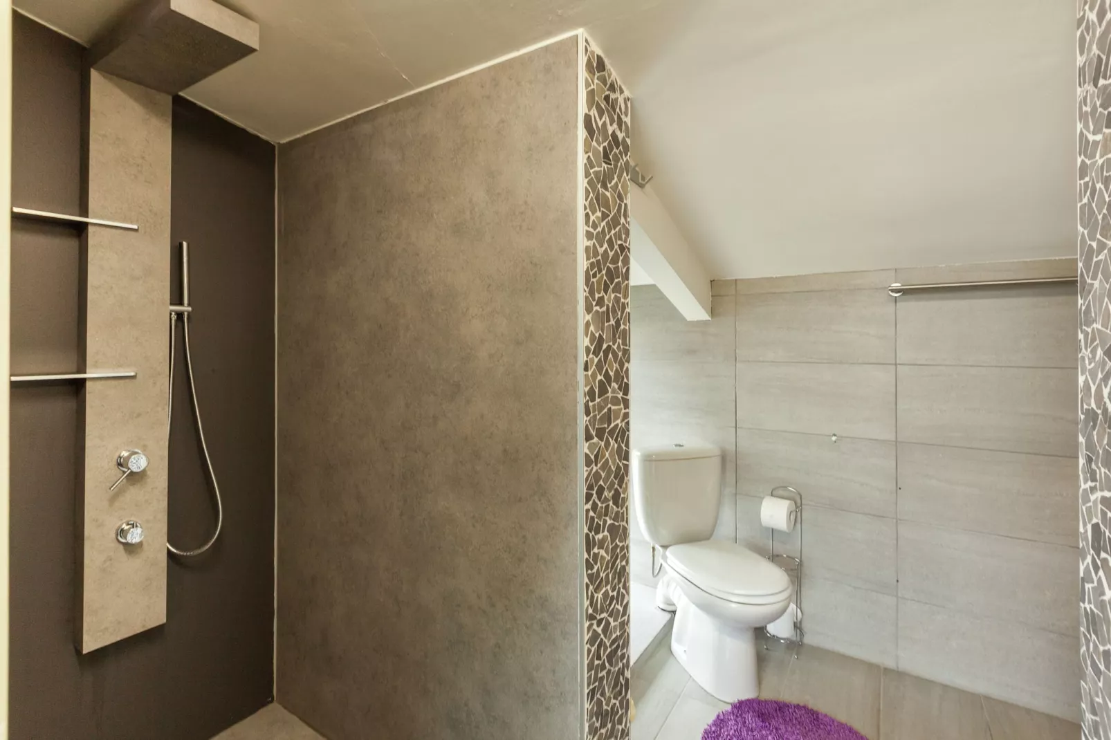 Normandpark-Bathroom