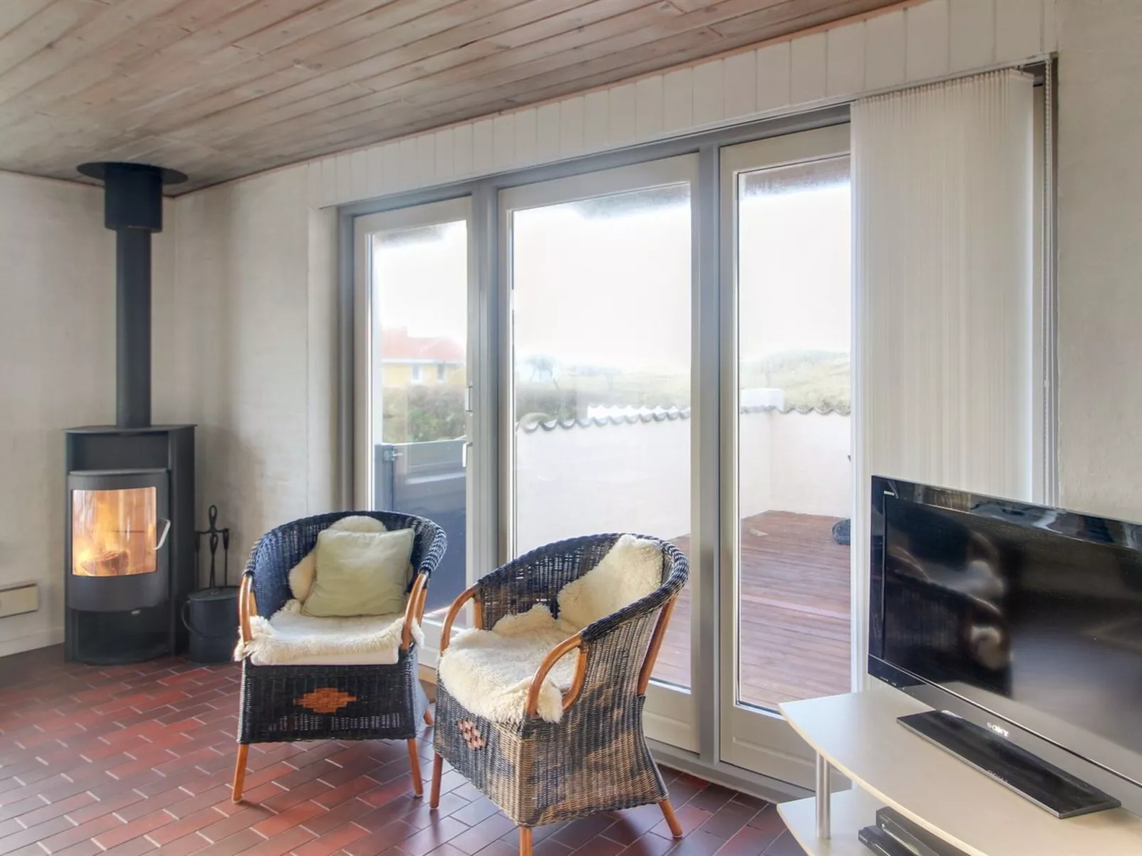 "Ågot" - 75m from the sea-Inside