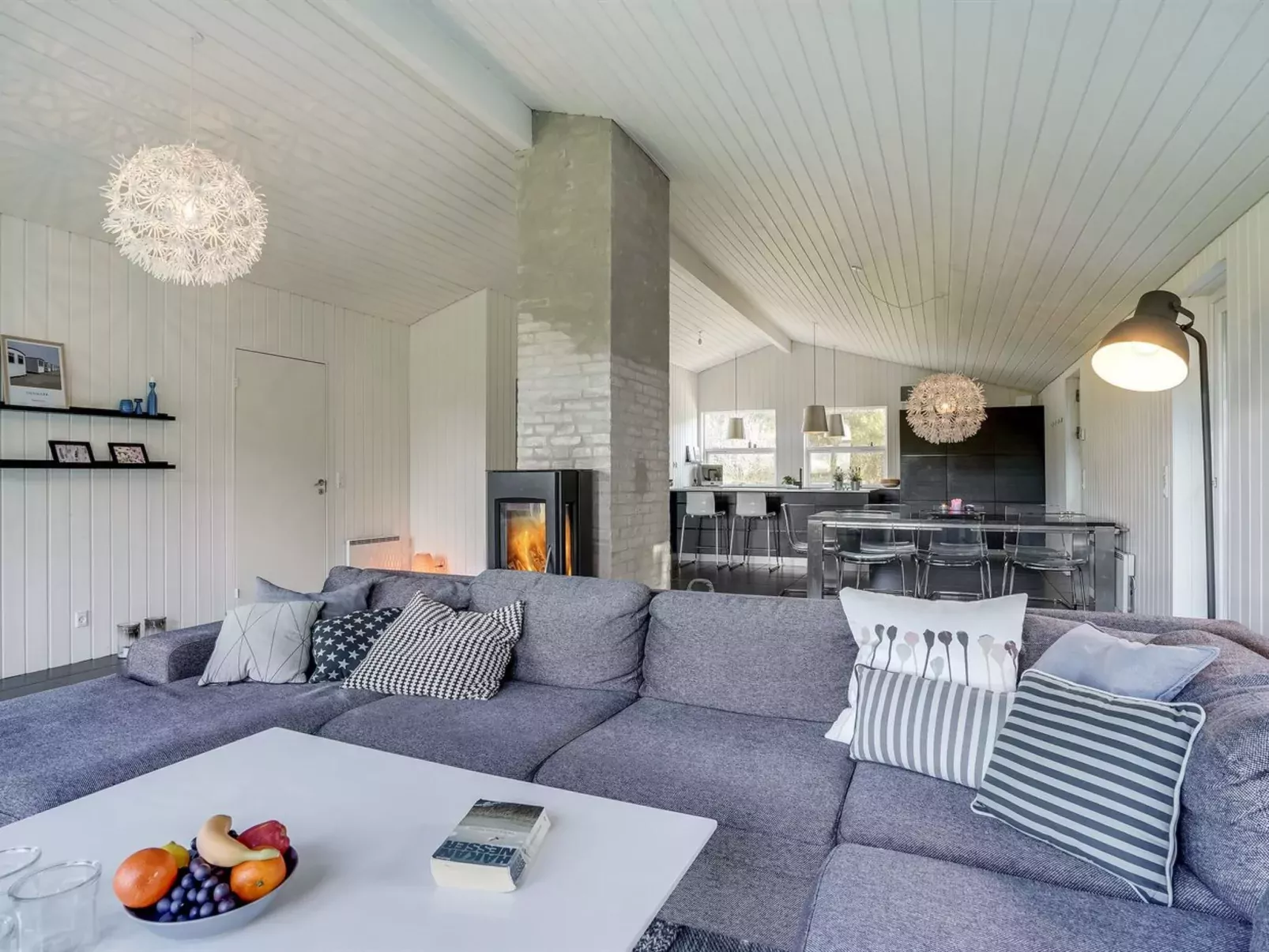 "Hermine" - 600m from the sea-Inside