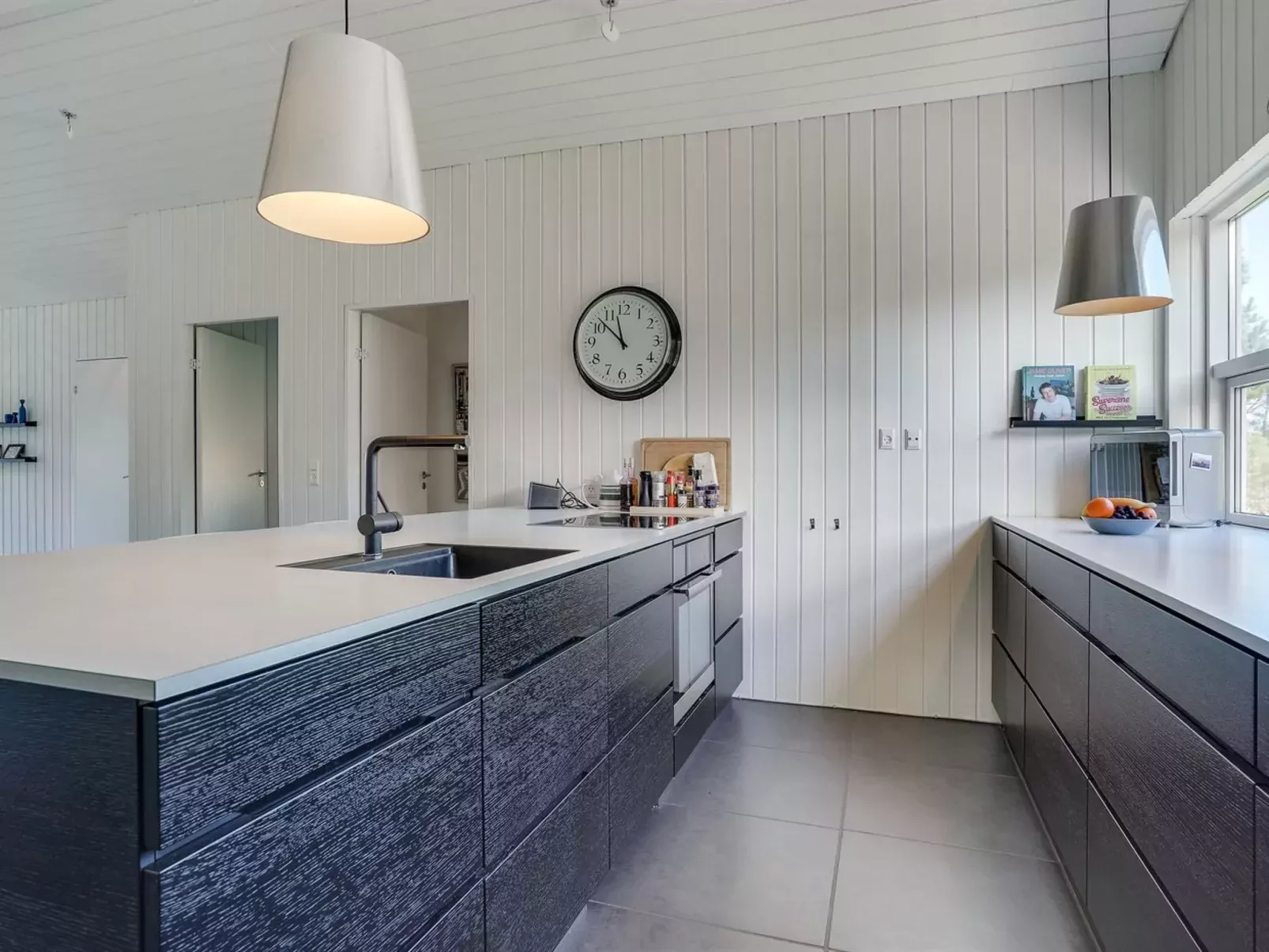 "Hermine" - 600m from the sea-Inside