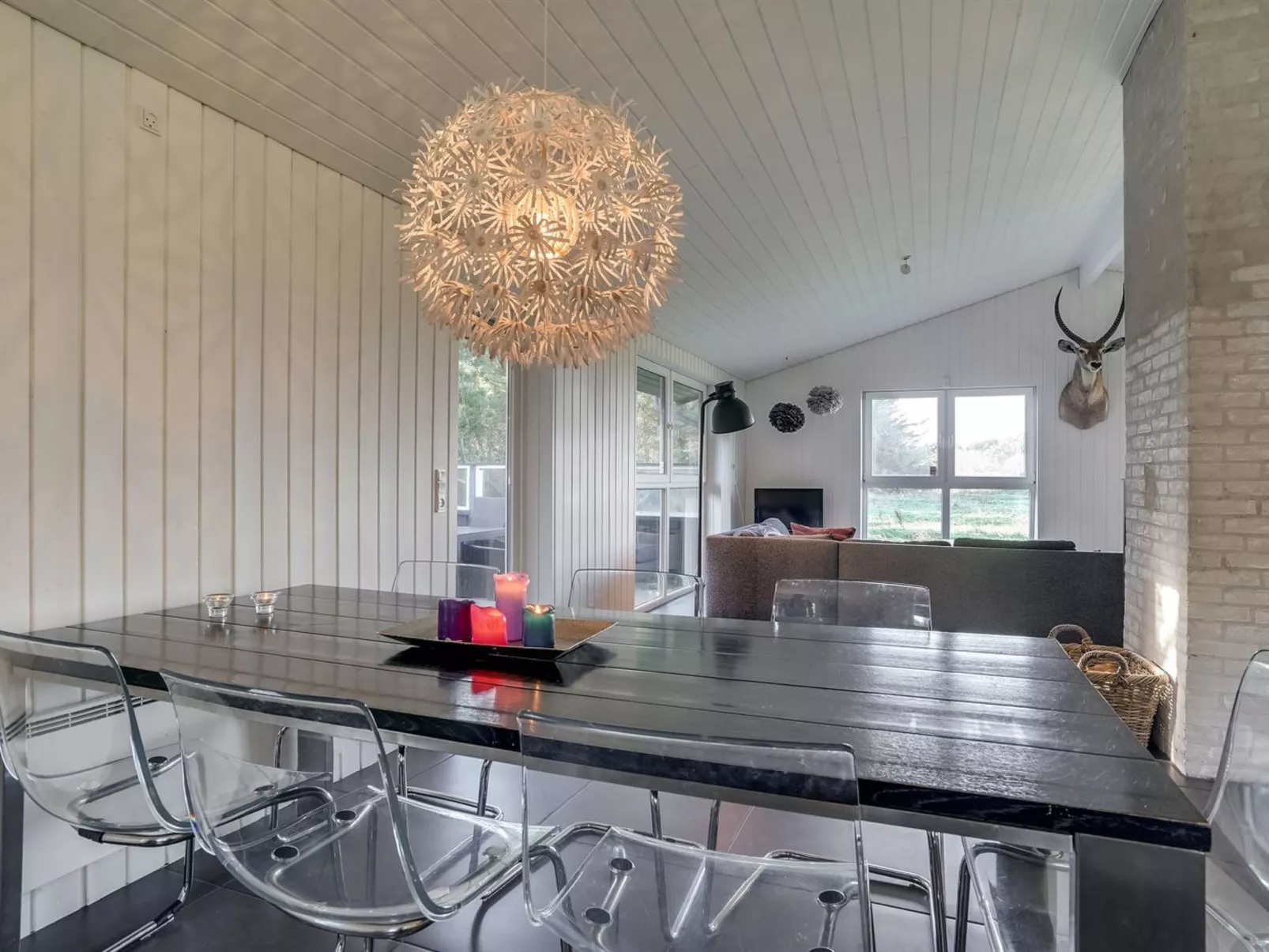 "Hermine" - 600m from the sea-Inside