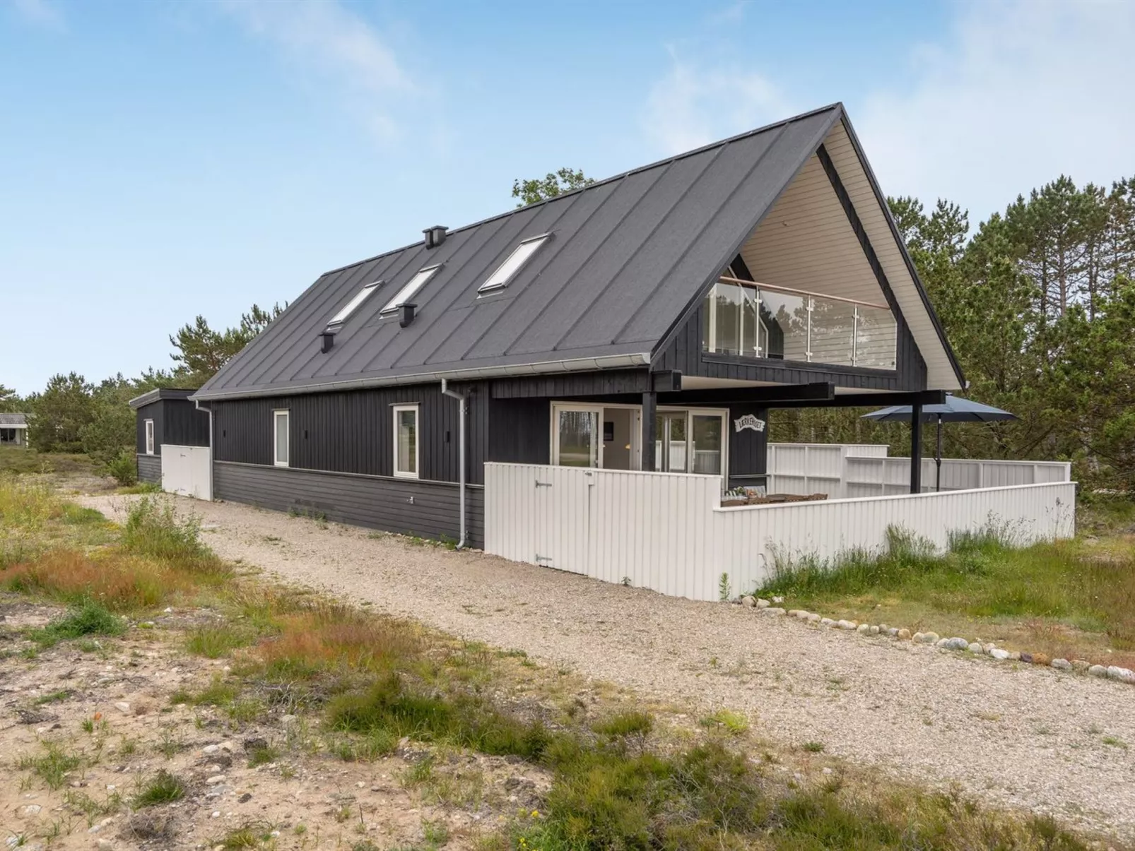"Alf" - 200m from the sea-Outside