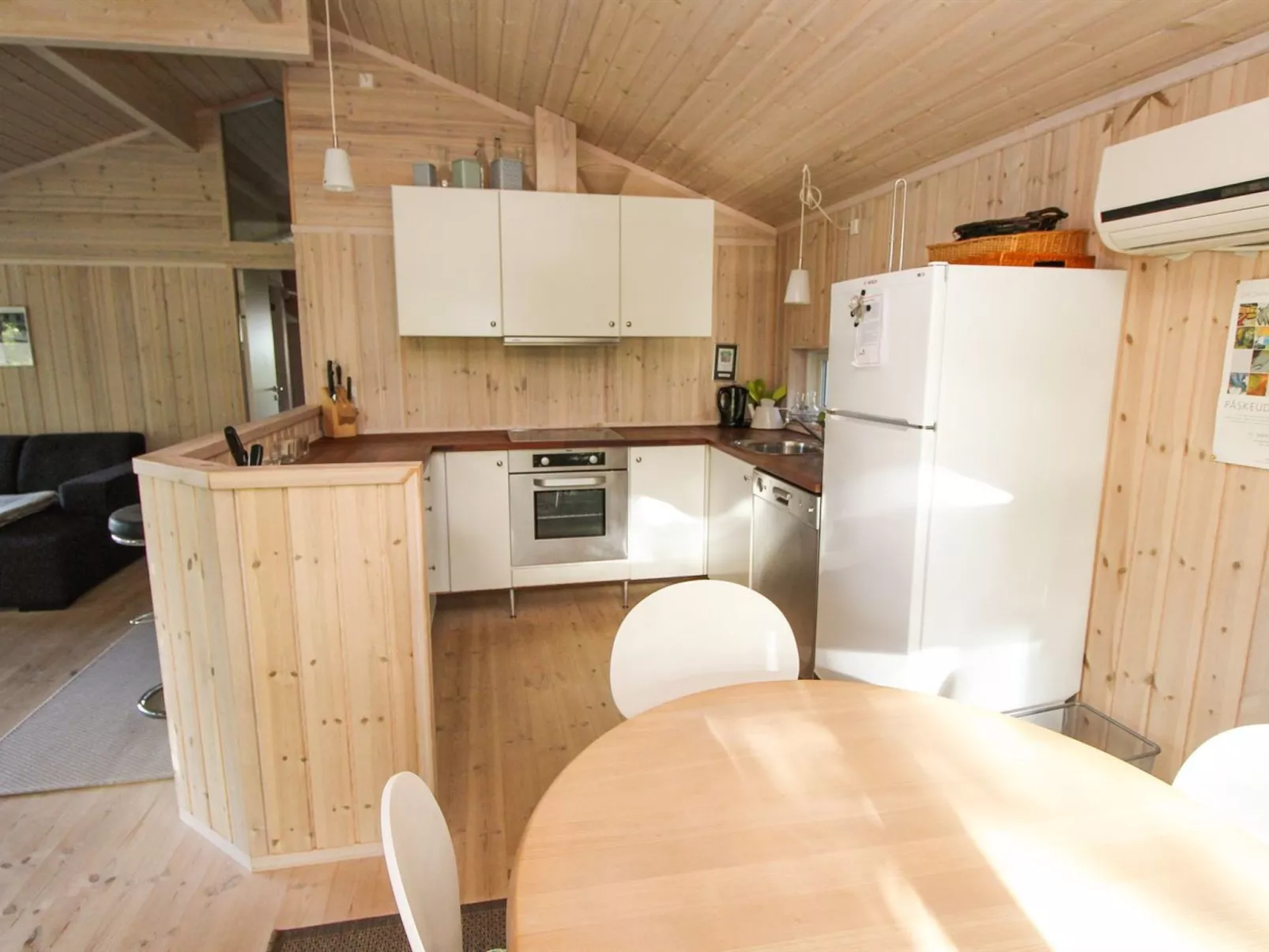 "Binta" - 600m from the sea-Inside