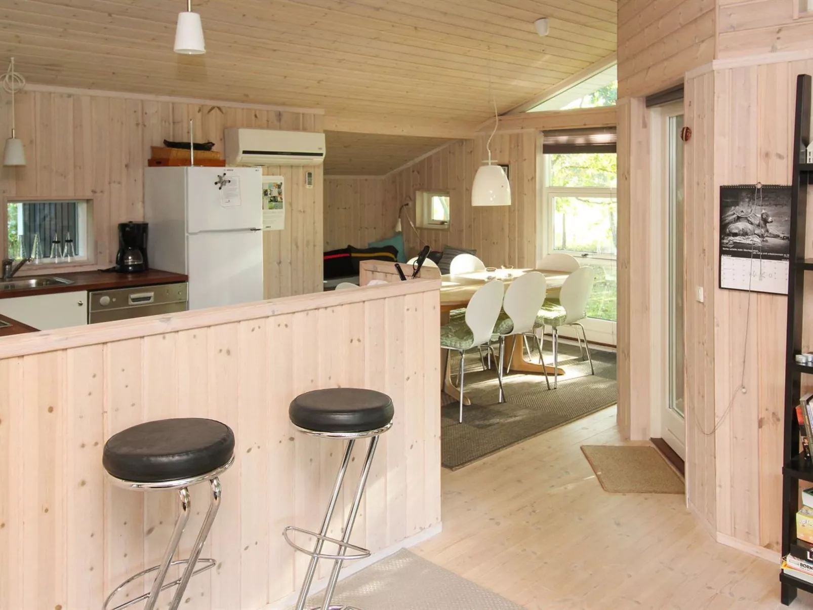 "Binta" - 600m from the sea-Inside
