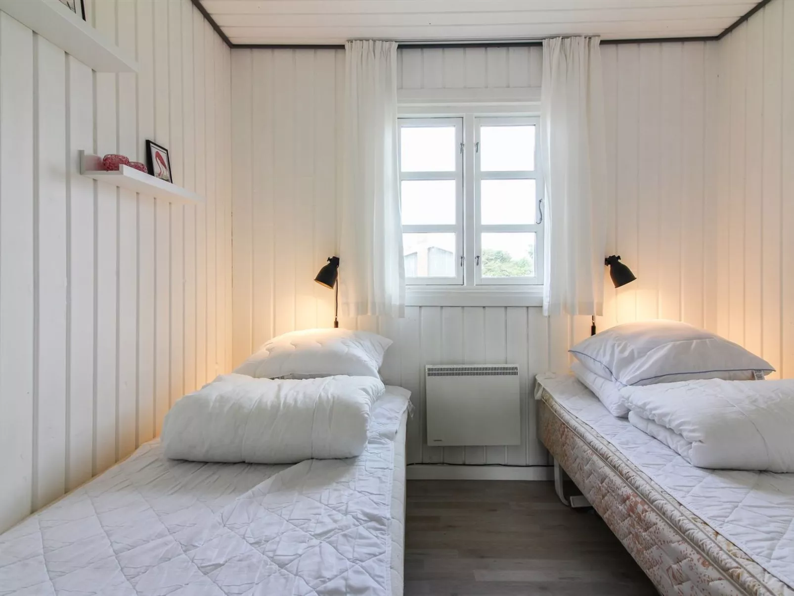 "Demus" - 900m from the sea-Inside