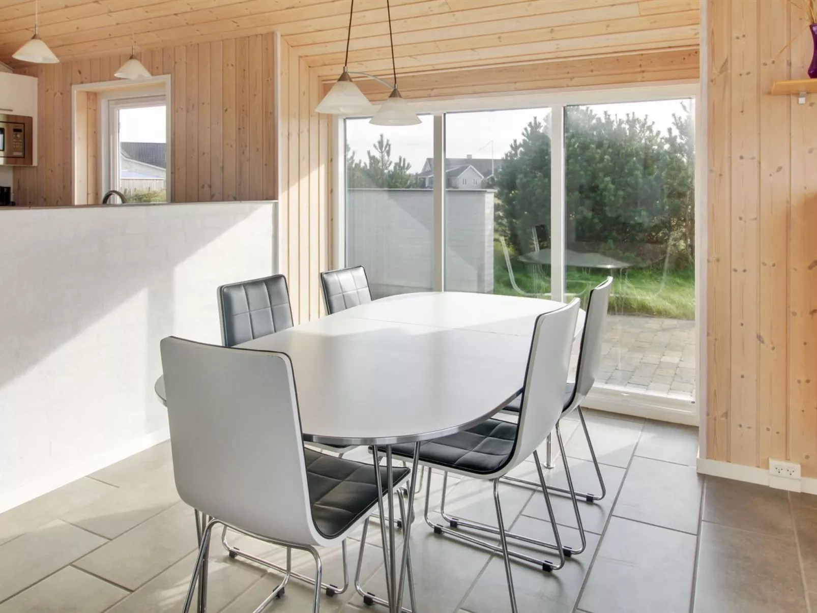 "Hornbogi" - 300m from the sea-Inside