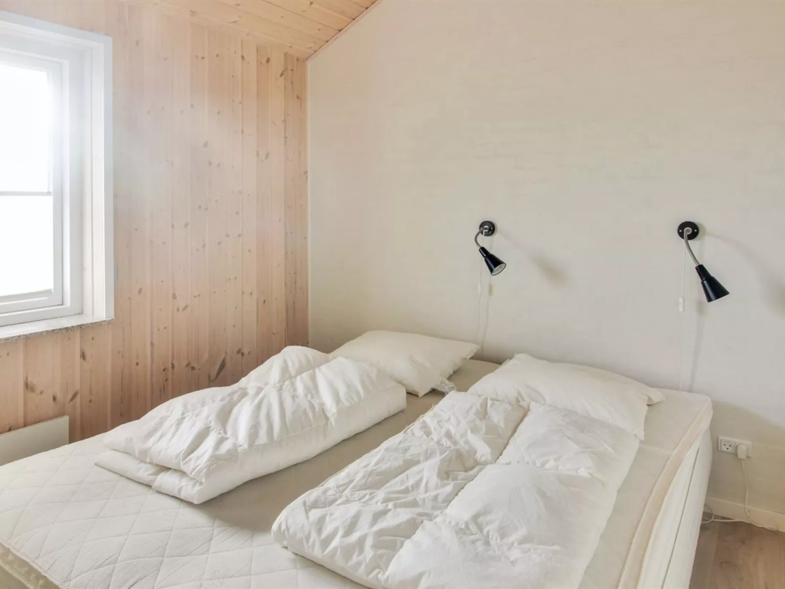 "Hornbogi" - 300m from the sea-Inside