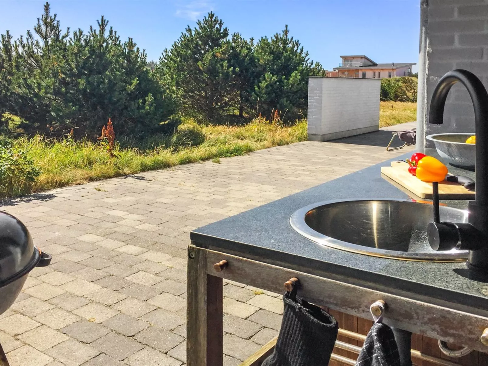 "Hornbogi" - 300m from the sea-Outside