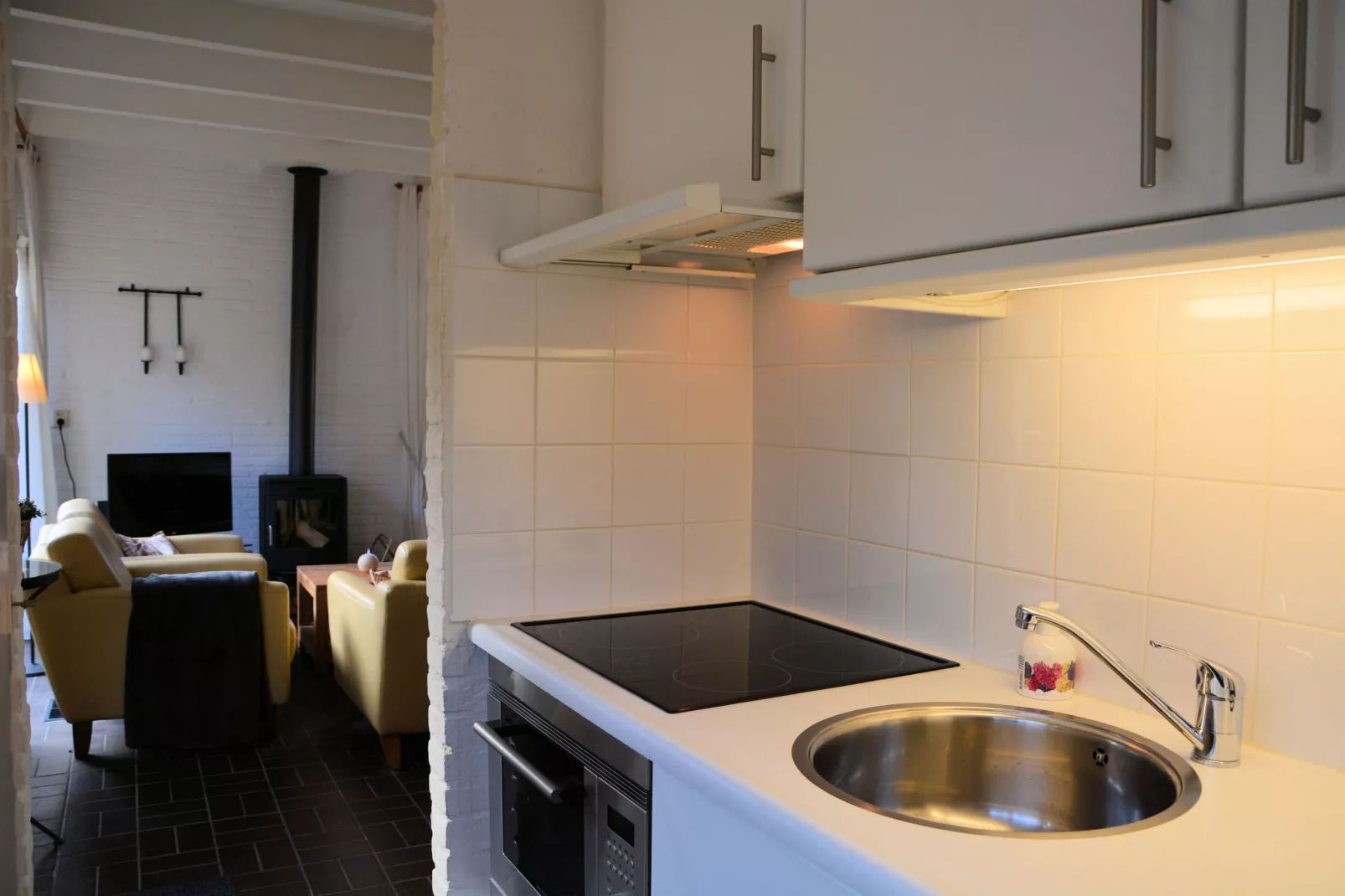 Bos-Lodge-Kitchen