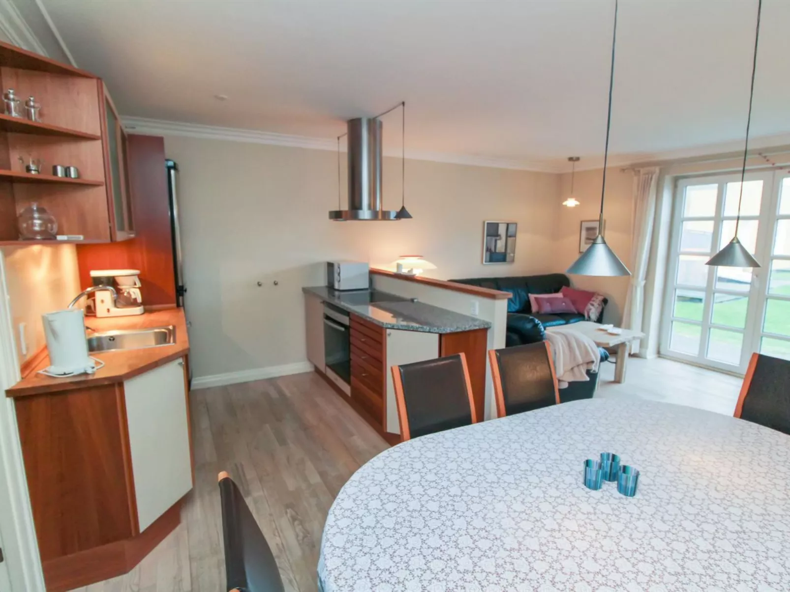 "Swarthovde" - 300m from the sea-Drinnen