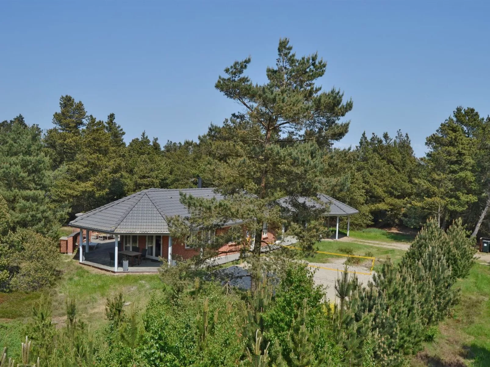 "Agusta" - 1.1km from the sea-Outside