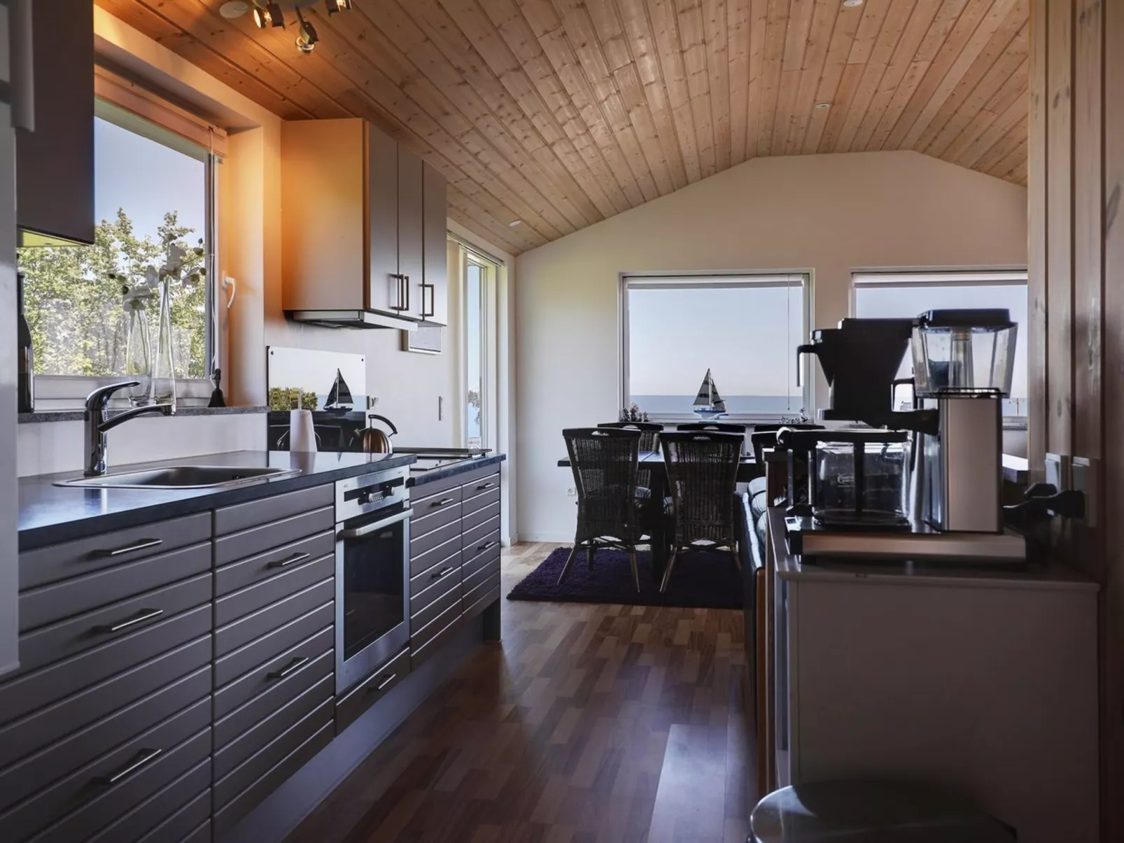 "Pimen" - 200m from the sea-Inside