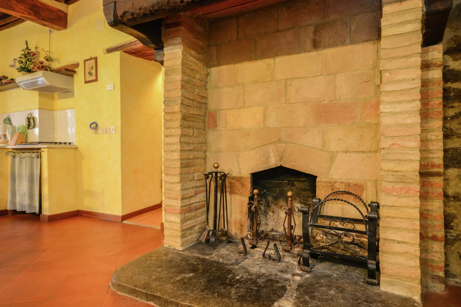 Rocca-Living room