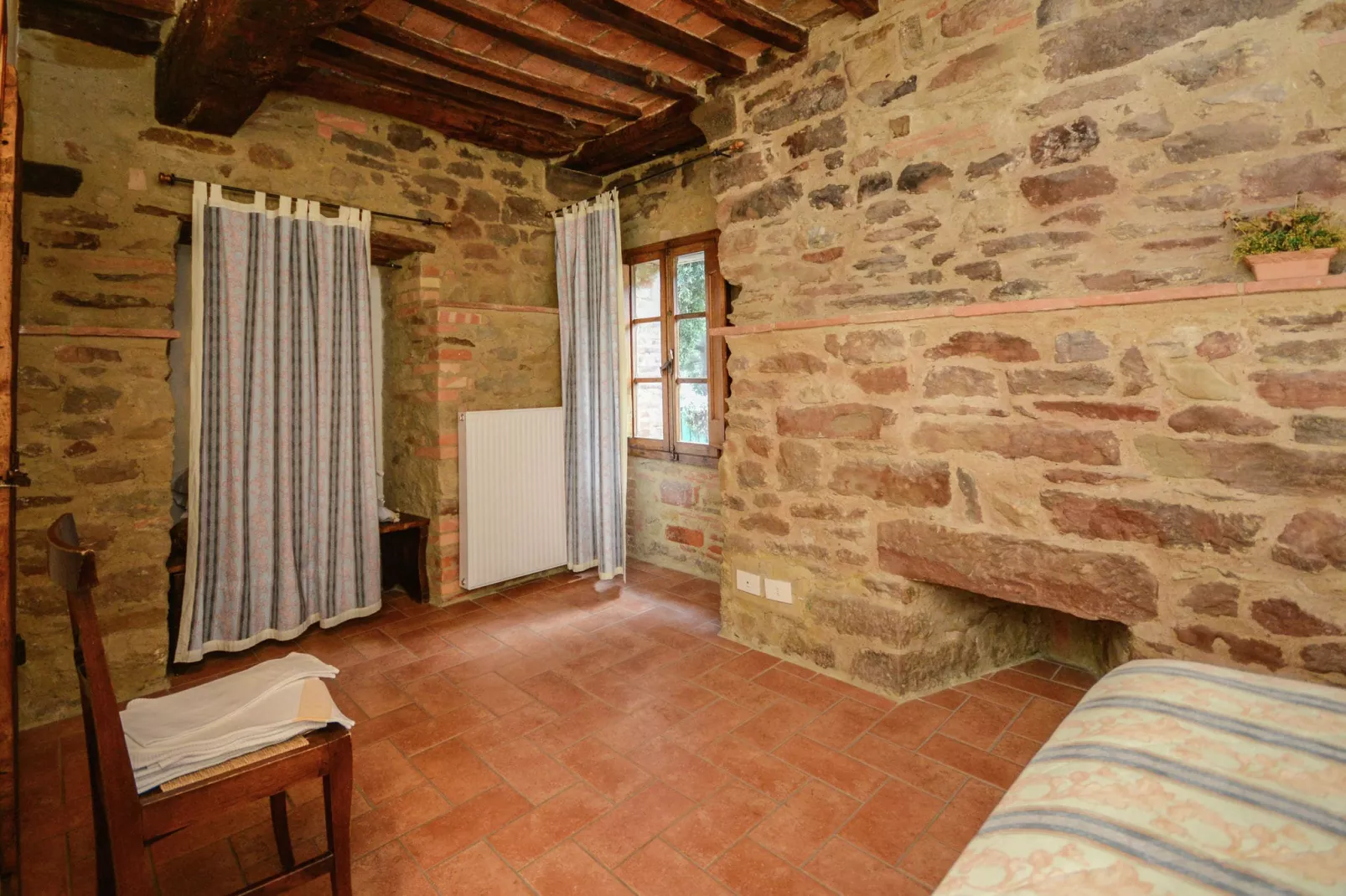 Rocca-Bedroom