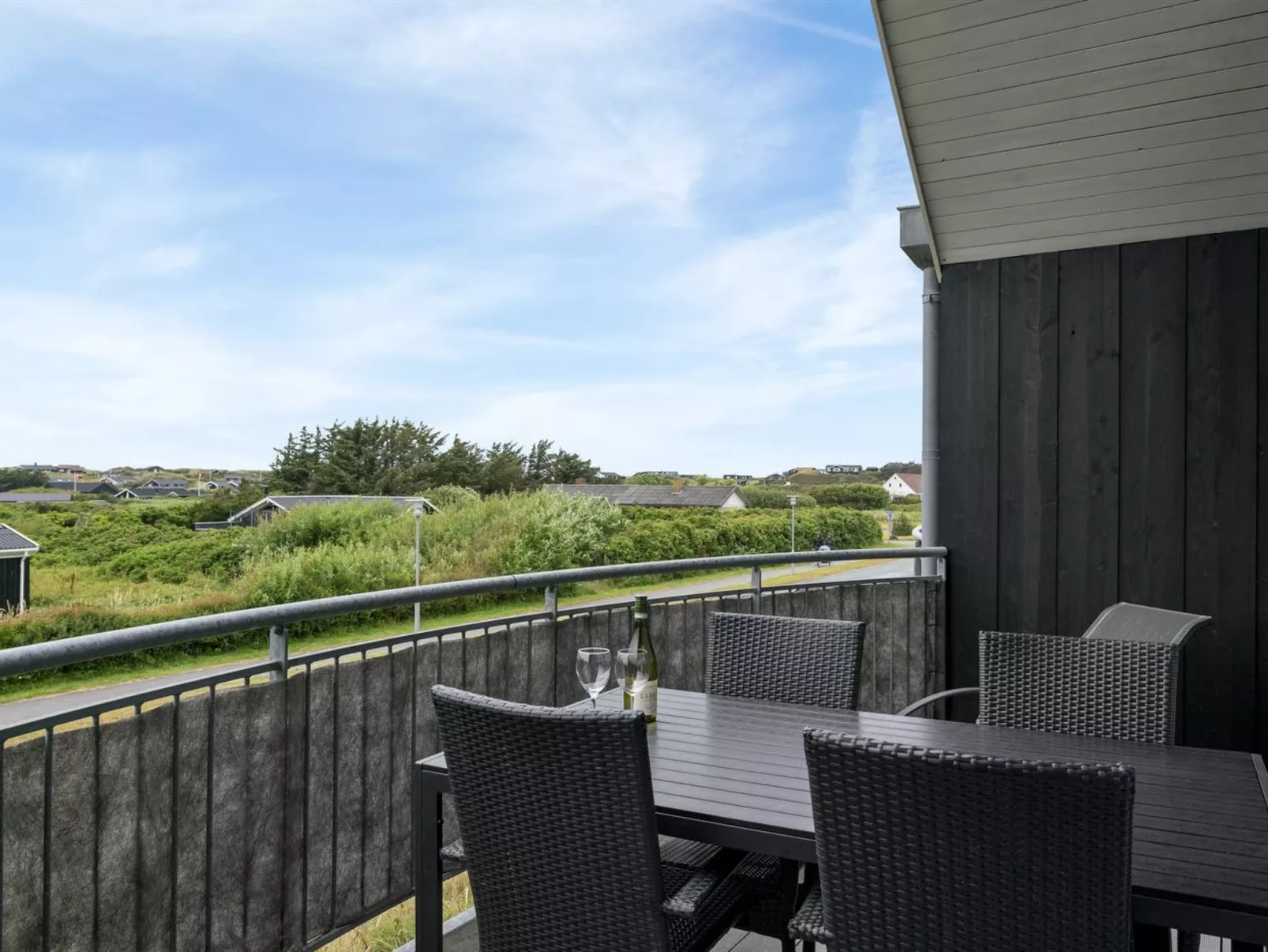 "Oliver" - 600m from the sea-Draußen