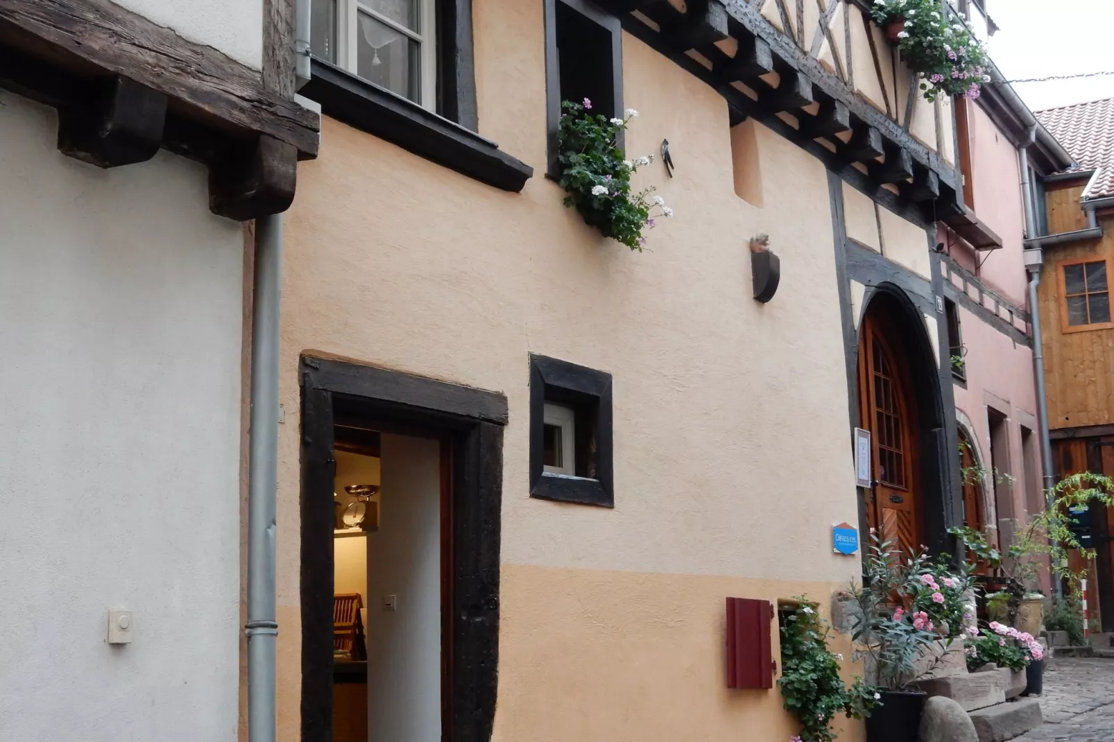L'Etable-Exterior summer
