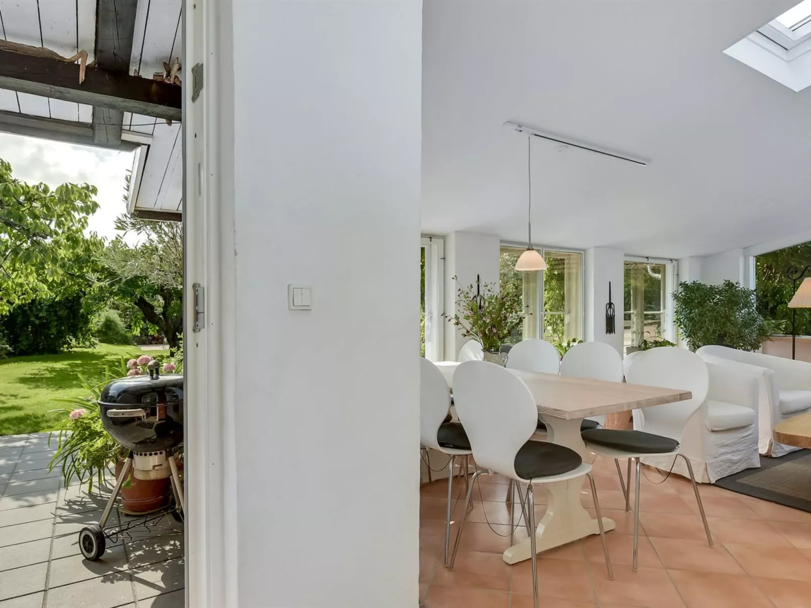 "Varma" - 25m from the sea-Inside