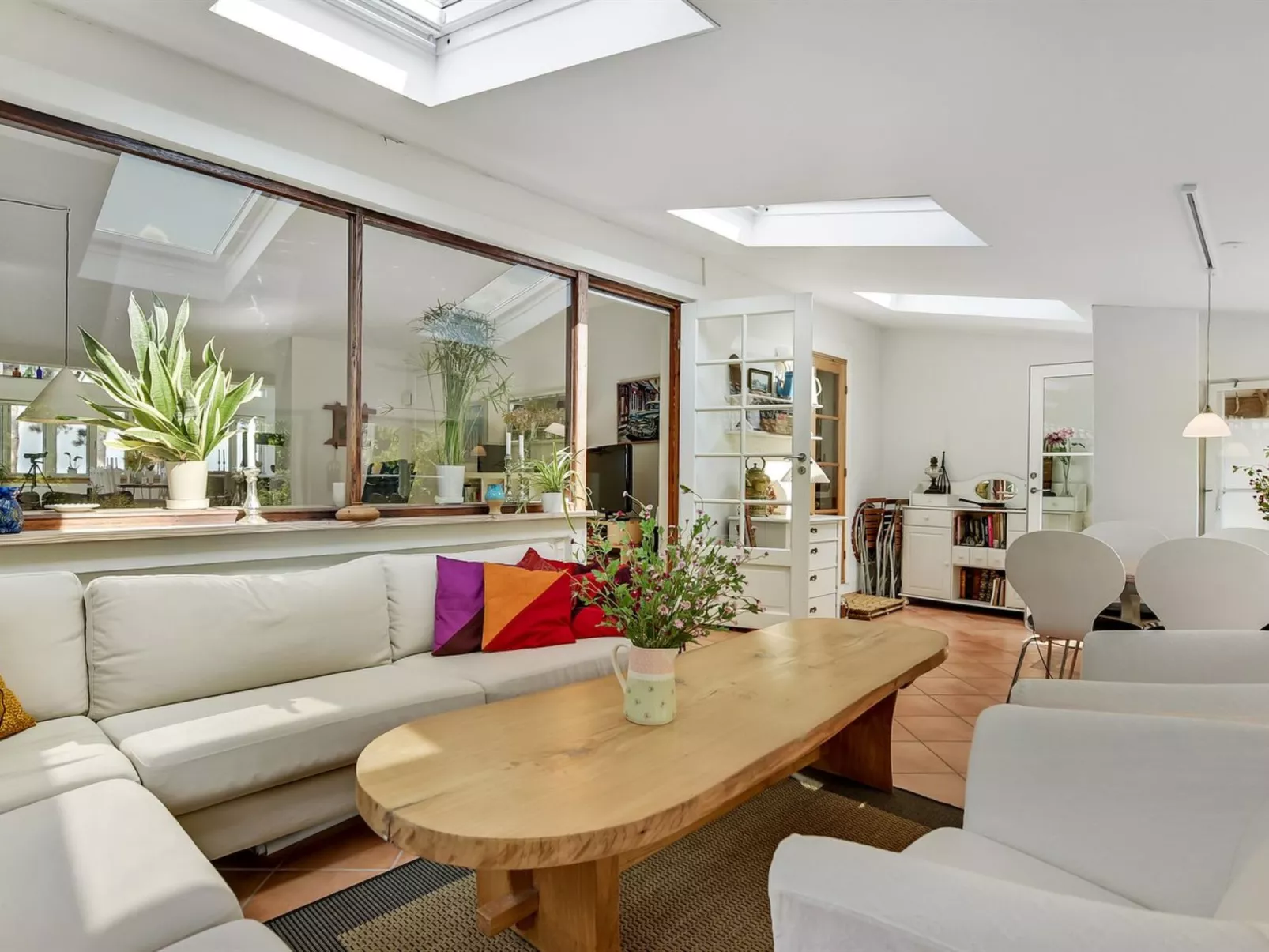 "Varma" - 25m from the sea-Inside