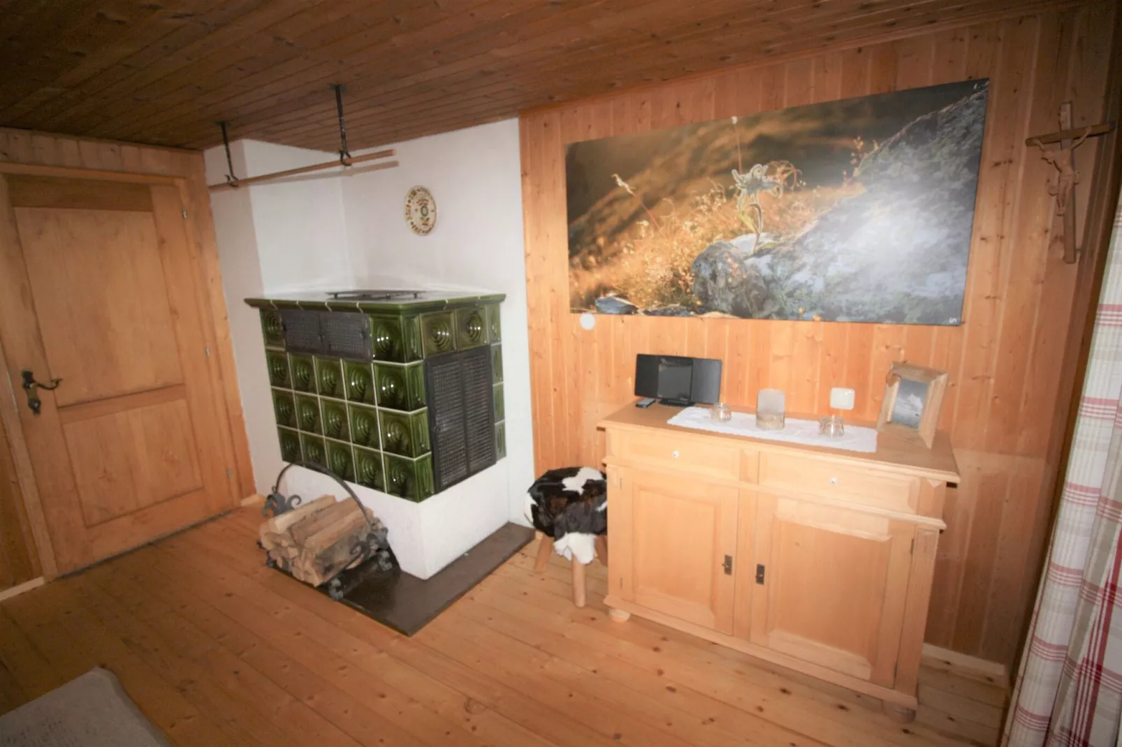 Barbara-Living room