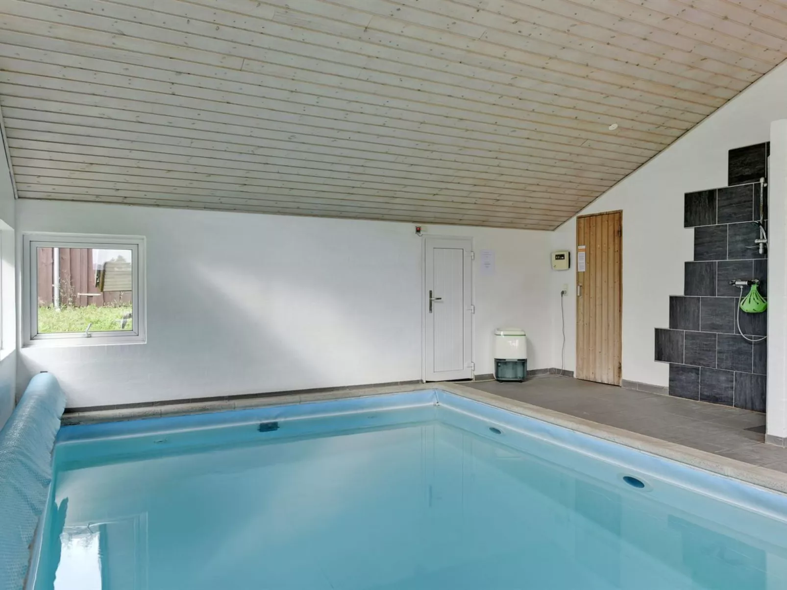 "Nayati" - 2km from the sea-Drinnen