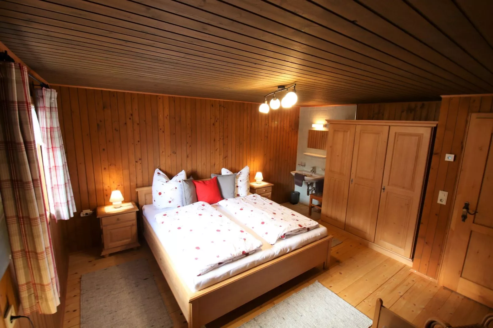 Barbara-Bedroom