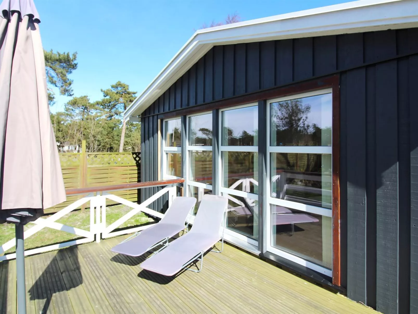 "Algeth" - 350m from the sea-Draußen