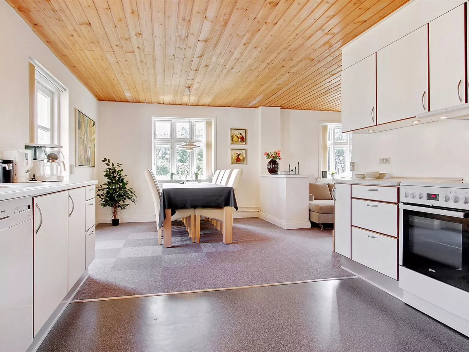 "Minte" - 450m from the sea-Inside