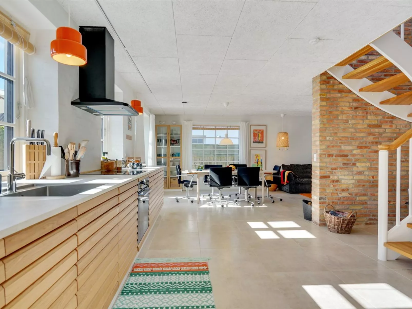 "Shiva" - 300m from the sea-Inside