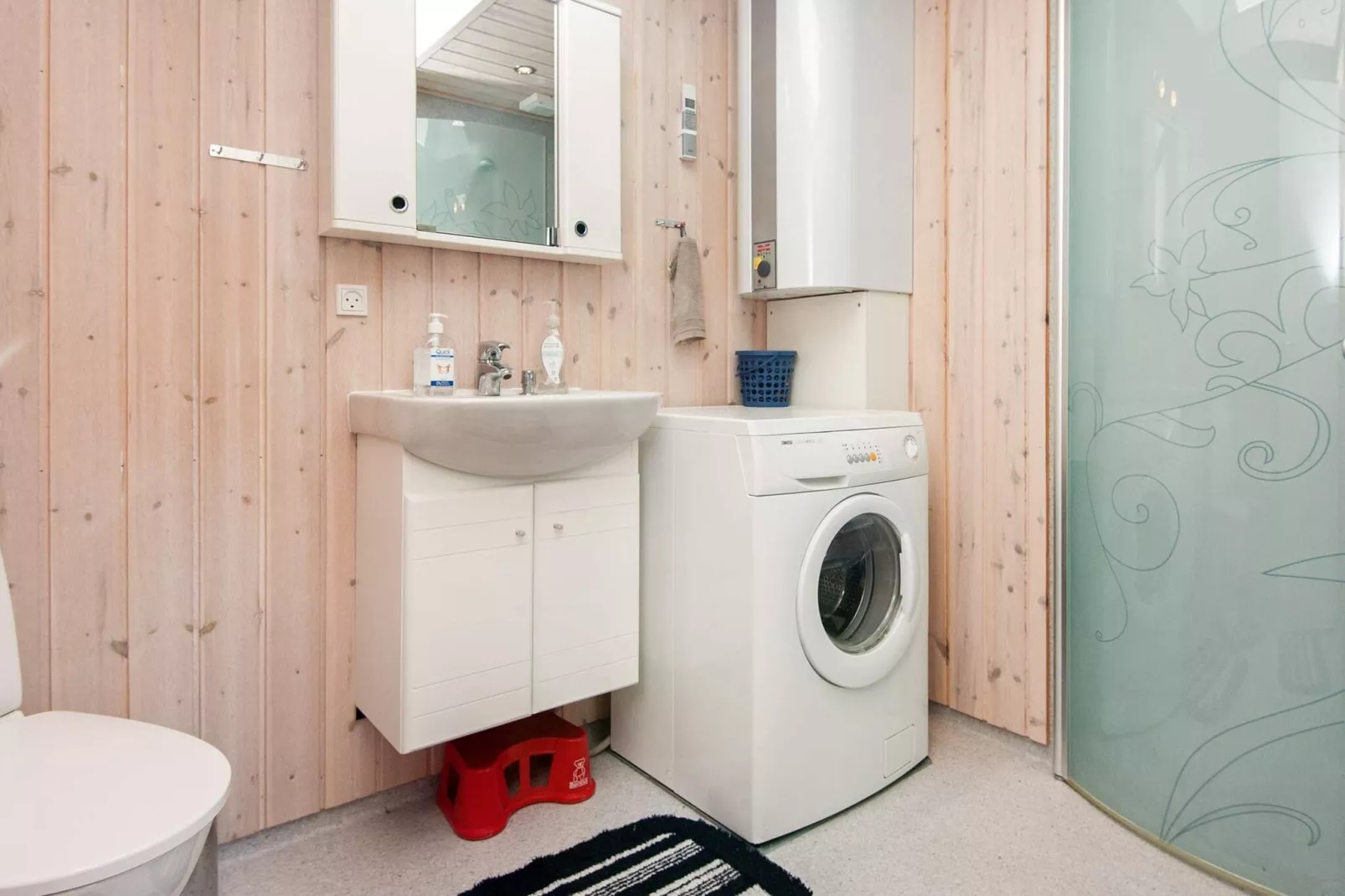 5 person holiday home in Juelsminde-Indoor