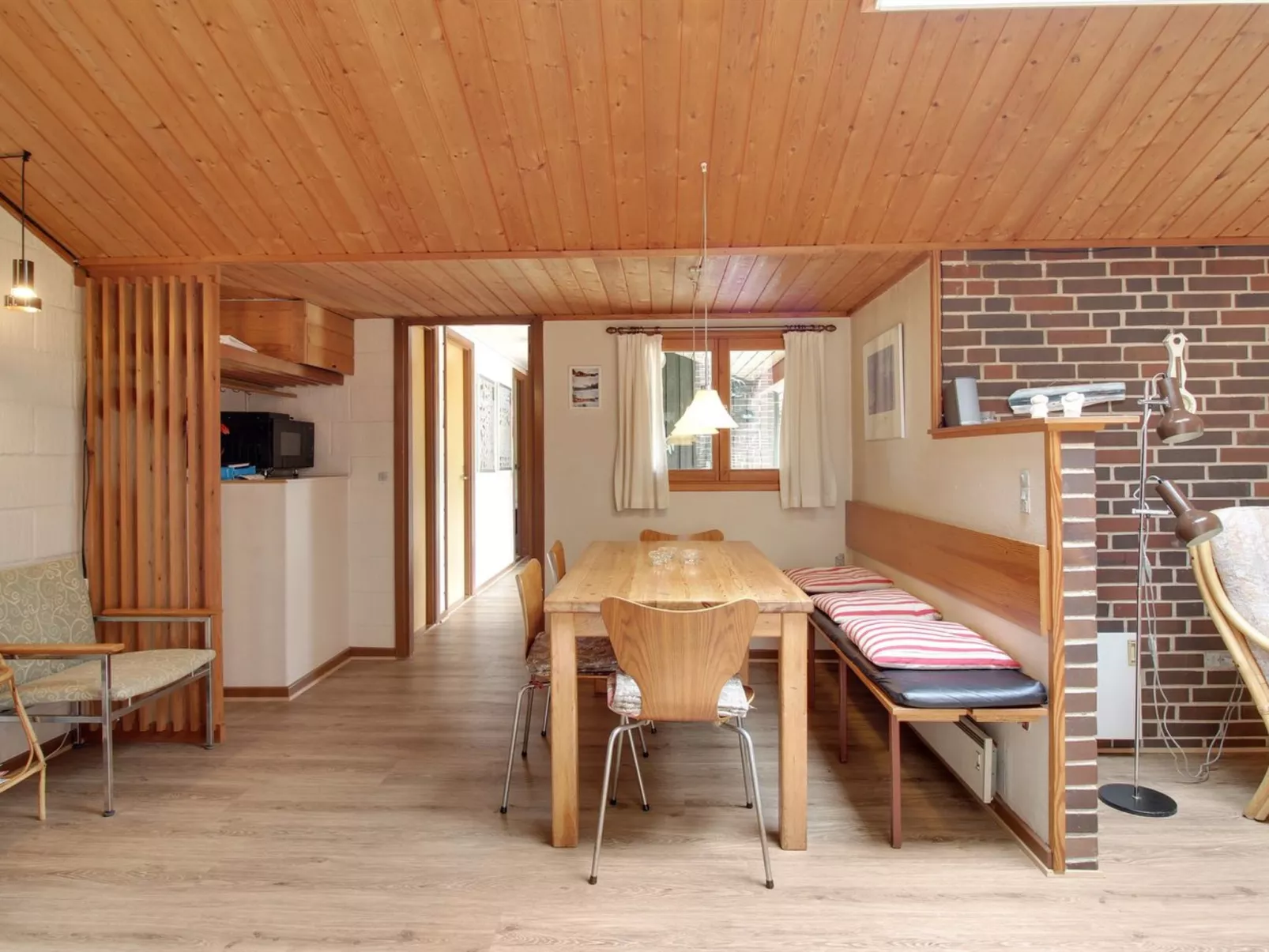 "Etti" - 1km from the sea-Inside