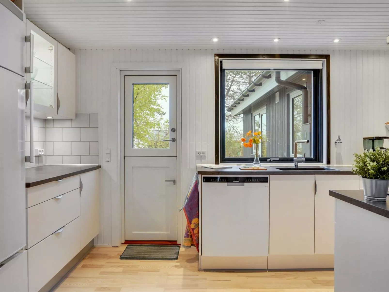 "Djuna" - 200m from the sea-Drinnen