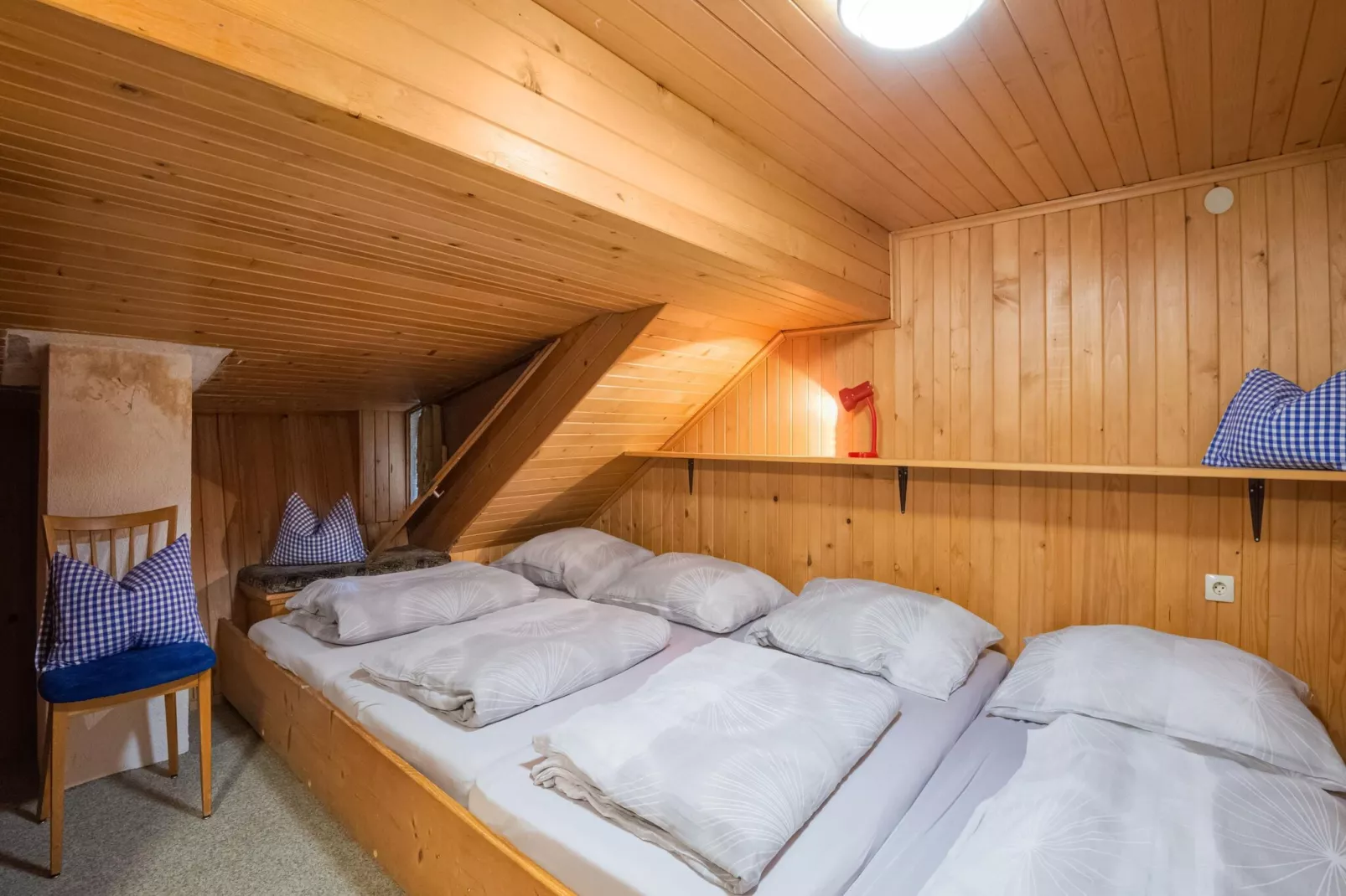 Spielmoos-Schlafzimmer