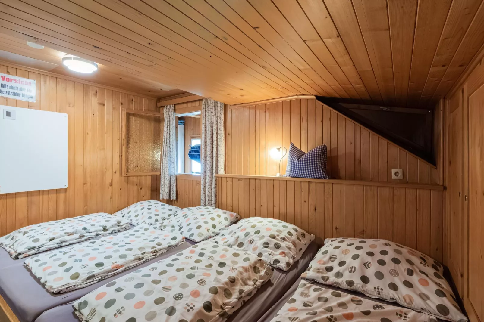 Spielmoos-Schlafzimmer
