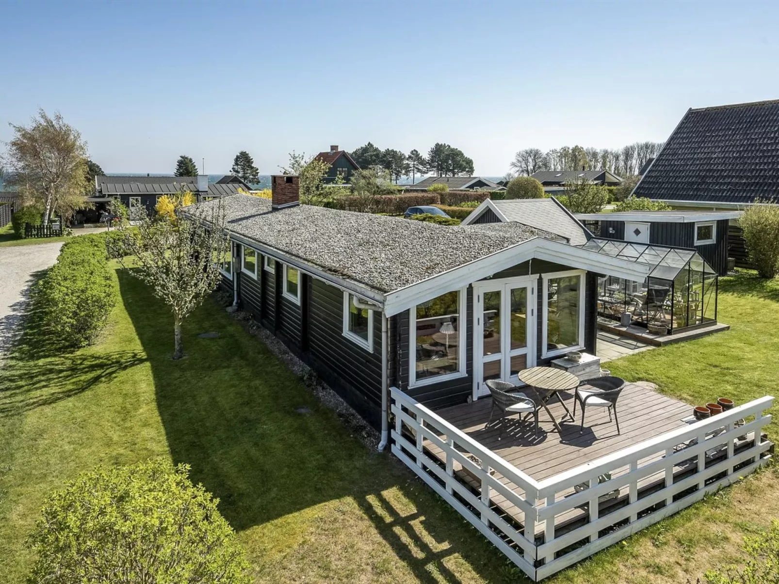 "Ylvie" - 150m from the sea-Outside