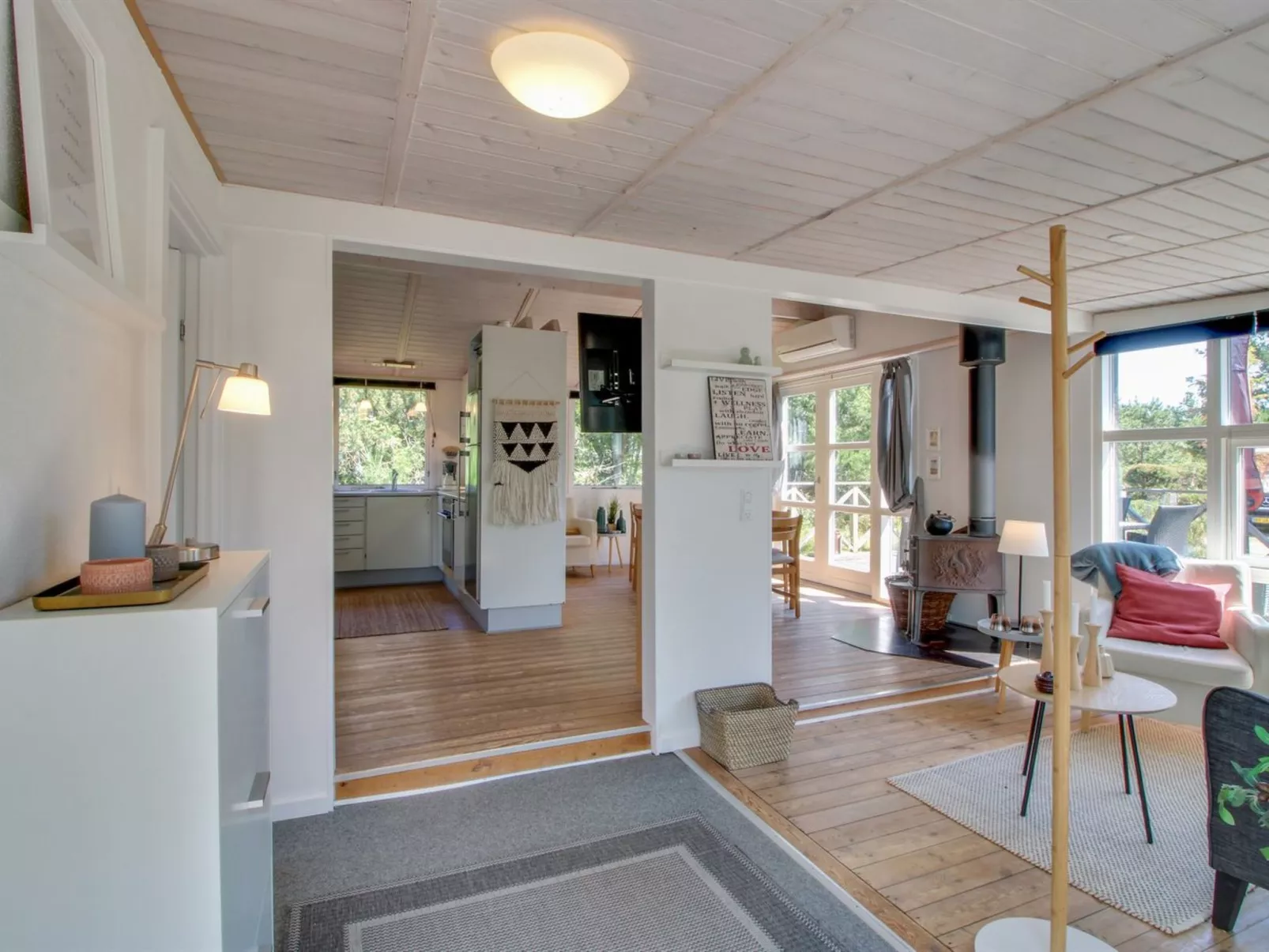 "Olof" - 100m from the sea-Inside