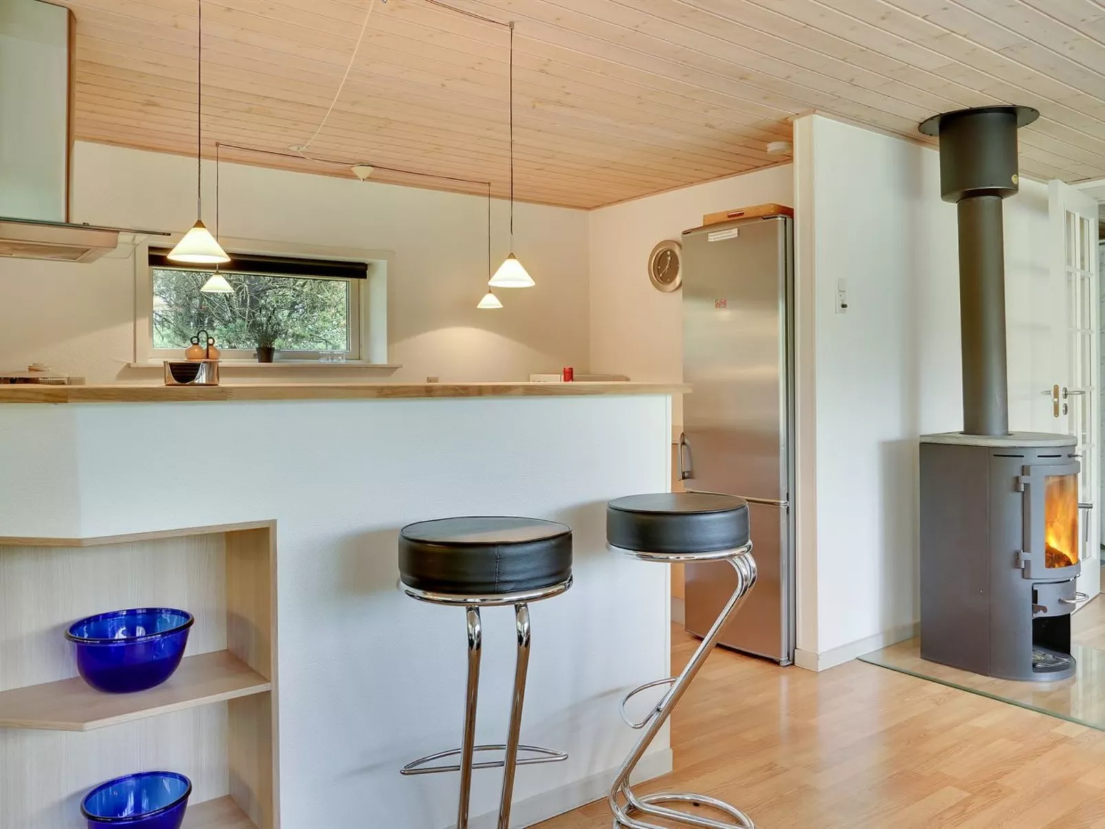 "Micke" - 3.2km from the sea-Inside